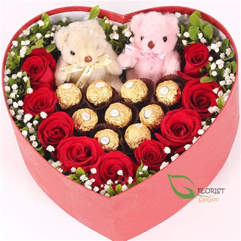Celebrate the day of love by offering a beautiful gift to your partner. Boxed roses and chocolate for Valentine's Day