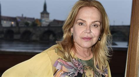 She married václav havel, then czech president, on 4 january 1997. "Co řekne žena ženě": bývalá první dáma Dagmar Havlová se ...