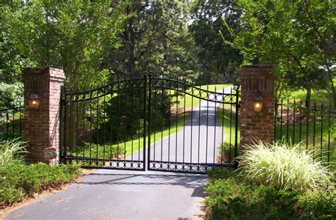 Colonial fence co., inc., houston, tx. Jefcoat Fence Co., Inc. | Pearl, MS | Fence Contractor