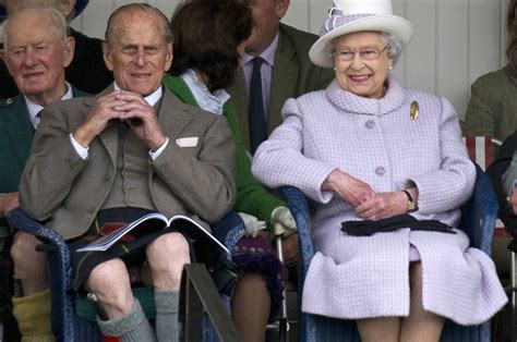 Mort du prince philip : Le prince Philip en kilt : il joue à Harry | rue royale