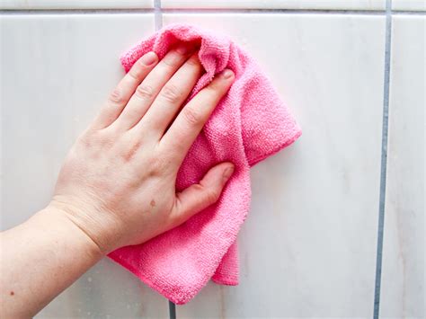 This thick layer of dingy looking grime ruins the appearance of the bathroom and make it look dirty. 3 Ways to Remove Soap Scum from Tile - wikiHow