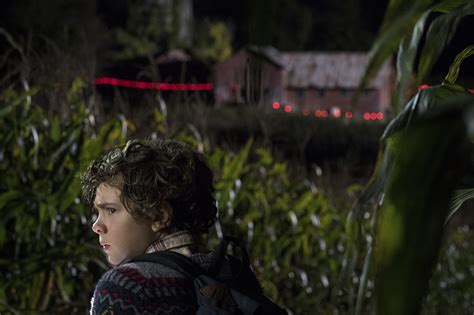 A quiet place is a 2018 american horror film directed by and starring john krasinski. A Quiet Place 2018 - Mademoiselle O'Lantern