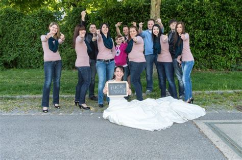 Jeder brautkleid kann maßgeschneidert werden. Brautkleider sind bieder? Nicht bei einem Trash The Dress ...