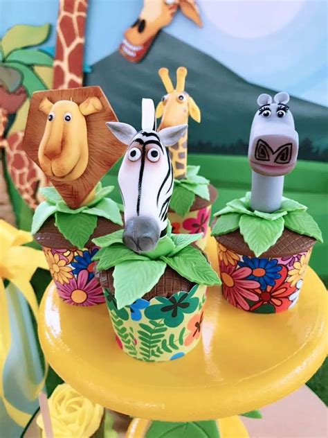 This madagascar cake i had actually whipped up a couple hrs before my sons 5th birthday party. Madagascar Birthday Party Ideas | Photo 1 of 28 | Birthday ...