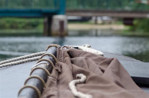 Und mittendrin liegt worpswede, aus allen richtungen erkennbar am aus der ebene aufragenden weyerberg. Torfkahnfahrt auf der Hamme durch das Teufelsmoor