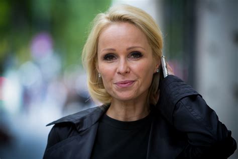 Egy tetoválás bárki számára különleges lehet. Feleségek luxuskivitelben: Így nézett ki Köllő Babett botox előtt