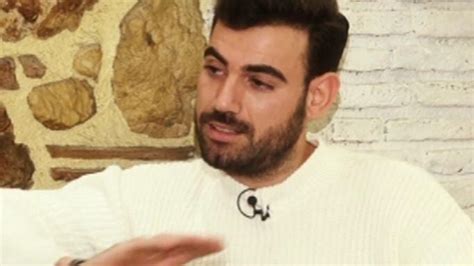 Ο νίκος πολυδερόπουλος επίσης μίλησε και για την απομόνωσή του στη γαύδο πριν από λίγο καιρό: Ο Νίκος Πολυδερόπουλος αποκαλύπτει για τις Άγριες Μέλισσες ...
