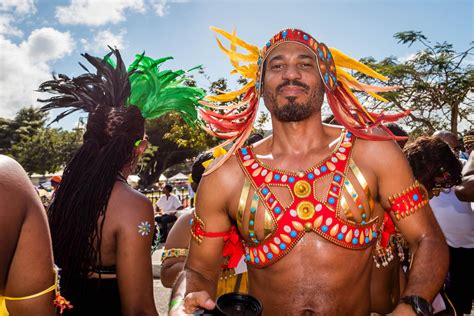 Republic of trinidad and tobago), es uno de los trece países que forman la américa insular, antillas o islas del caribe. Photo of the Day: Trinidad Carnival 2016 Dreams | Trinidad