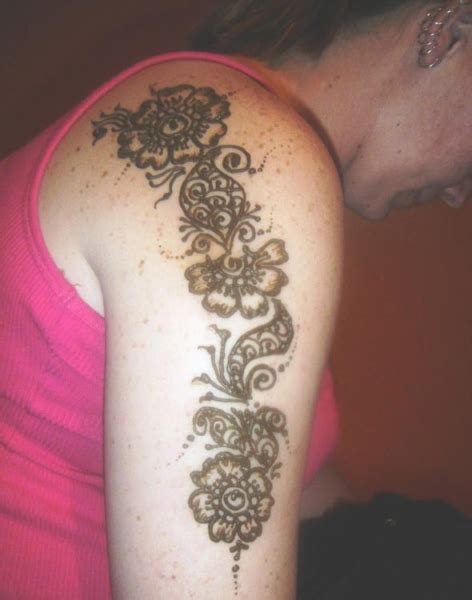 Sadia henna art is located in louisville ky. Shabnam T - Henna Tattoo Artists