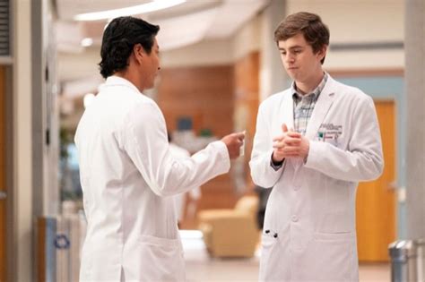 Melendez in order to treat a gravely ill hospital janitor and deal with the return of lea, dr. The Good Doctor Fall Finale Recap 12/03/18: Season 2 ...