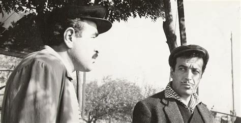 1946 yılında günahsızlar adlı film ile sinemaya adım attı. Turist Ömer Derler Onun Adına: Sadri Alışık | Seturday