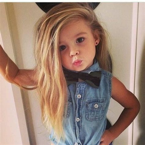 Blond or fair hair, also blonde, is a hair color characterized by low levels of the dark pigment eumelanin.the resultant visible hue depends on various factors, but always has some yellowish color. #Cuteness : 20 mini-fashionistas nous donnent une leçon de ...