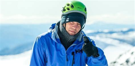 Men kølla må vel ligge på hylla under hele turen, går jeg ut fra. Helly Hansen | Fra turnéliv til turliv: OnklP og 71 grader ...