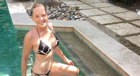 Hot and heavy amateur blonde minx 1889 min. Sharon Stone, bikini super hot a 58 anni