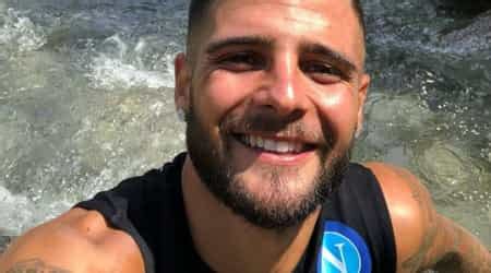 5'4''(in feet & inches) 1.6256(m) 162.56(cm) , birthdate(birthday): Lorenzo Insigne Height, Weight, Age, Body Statistics ...