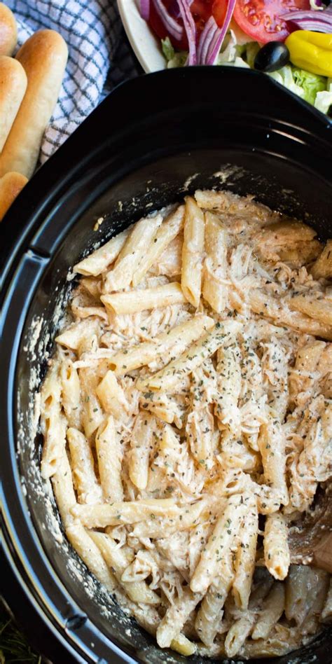 A lot of people rave over olive garden's pasta and this copycat recipe by the magical slow cooker on youtube is made all in a crockpot. Slow Cooker Olive Garden Chicken Pasta | Recipe | Crockpot ...