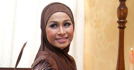 Pembaca berita tv1 wanita 2020. Pembaca berita RTM Siti Murni Abdul Aziz ~ MY ADHA