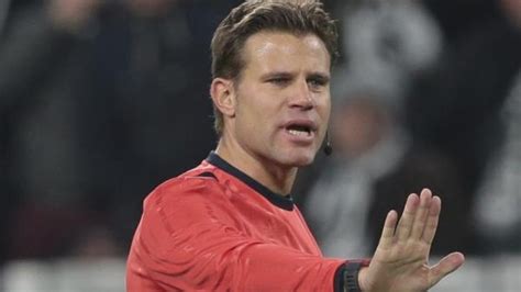 Felix brych (born 3 august 1975) is a german football referee who is based in munich. Real Madrid - La Liga: Felix Brych to referee Manchester ...