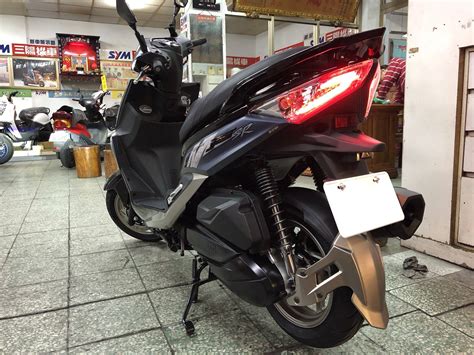 Operator charter fleet, service and contact info. 新車 JET SR 淺棕(消光深藍)微開箱 - 看板 biker - 批踢踢實業坊