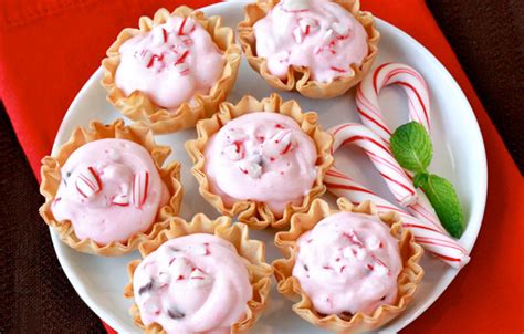 Enjoy lower calorie christmas cake, christmas pudding and shortbread stars with these recipes by weight loss resources. Diet Dessert Recipes Low Calorie Christmas / Make A Head ...