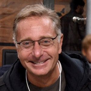 Paolo bonolis compie 60 anni (di già?), e il suo compleanno ha il sapore delle feste in famiglia. Paolo Bonolis si racconta a Bari, i 10 eventi da non ...