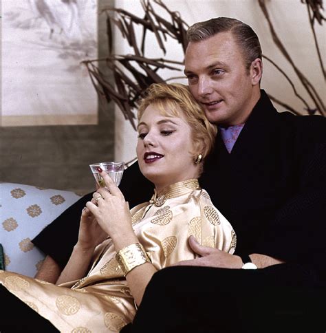 Or another (gilligan's club, buffalo, 1971) 08:28. Jorge's Place: SHIRLEY JONES & JACK CASSIDY - MARRIAGE ...