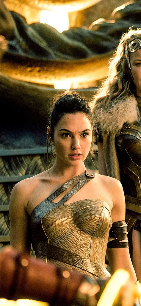 She's the star of wonder woman and a more or less perfect human being. 1125x2436 Wonder Woman Gal Gadot Connie Nielsen Iphone XS ...