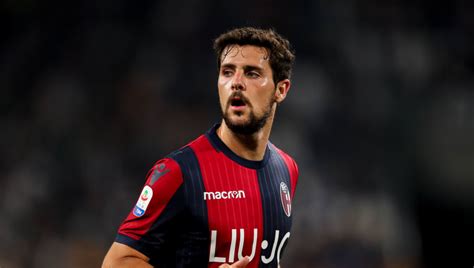 Seriously, no one has made a gif of florenzi throwing water at destro during his interview with rai tv? West Ham & Newcastle Set for Transfer Tug of War Over ...