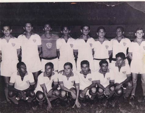 Young seleção side lift trophy in front of cafu and ronaldo. Clube Esportivo Dom Bosco - Cuiabá (MT): Escudo de 1967 ...