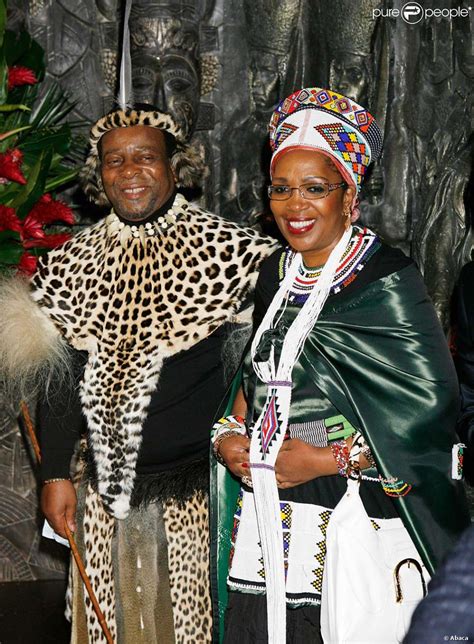 Goodwill zwelithini kabhekuzulu estimated net worth, biography, age, height, dating, relationship records, salary, income, cars, lifestyles & many more details have been updated below. Le roi Goodwill Zwelithini de la nation zoulou et sa femme ...