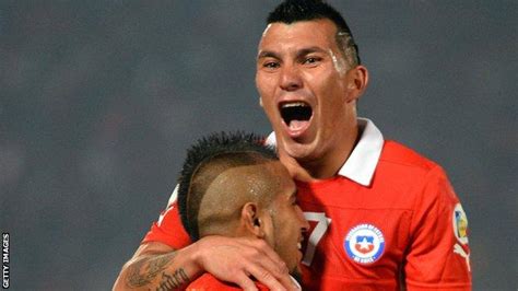 Gary medel, 33, from chile bologna fc 1909, since 2019 defensive midfield market value: Cardiff City sign Chile midfielder Gary Medel from Sevilla - BBC Sport