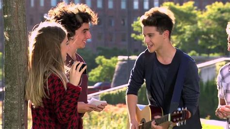 Films en vf ou vostfr et bien sûr en hd. Violetta 2 - Federico canta en italiano En Mi Mundo - YouTube