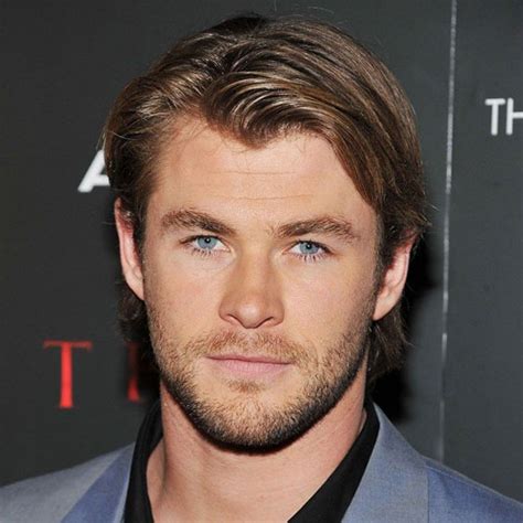 How do i get the updated chris hemsworth hairstyle in everyday life? Chris Hemsworth Haircut | Men's Hairstyles + Haircuts 2017