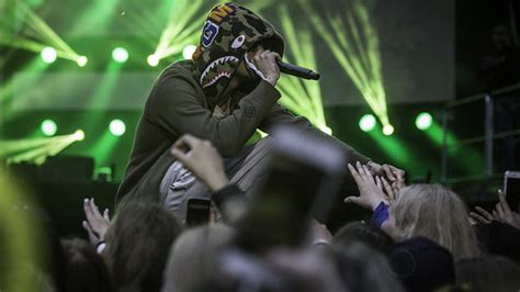 Stig joar haugen, known professionally as unge ferrari and stig brenner, is a norwegian rapper, singer, and songwriter. Unge Ferrari på VG-lista Topp 20, Rådhusplassen 2016 | Flickr