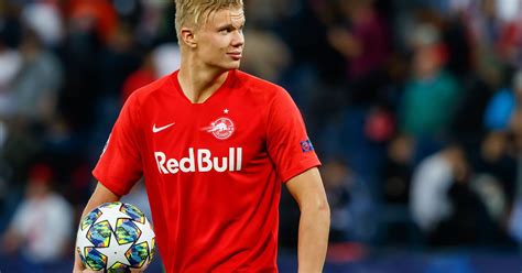 Pensar en estos momentos que el fc barcelona pueda hacer un fichaje de primer nivel en medio de su crisis económica y con elecciones. Erling Braut Haaland scouted by Barcelona - report - Barca ...