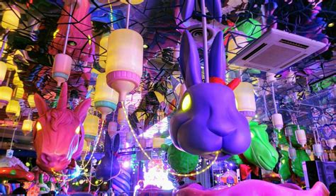 See more ideas about capsule hotel, hotel, capsule. The Harajuku Kawaii Monster Cafe: Crazy meets Cute | Tokyo Cheapo