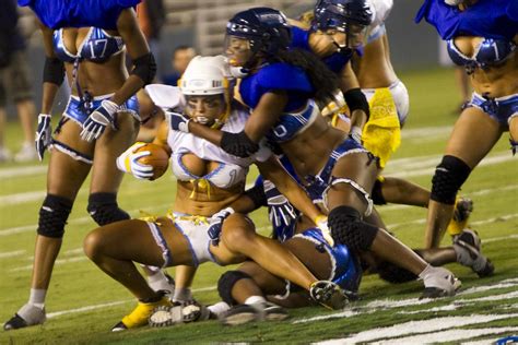My collection of lfl wardrobe malfunction photos has been moved to a website called lfl wardrobe malfunctions. Lingerie Football League - Dallas Desire vs. San Diego Sed ...