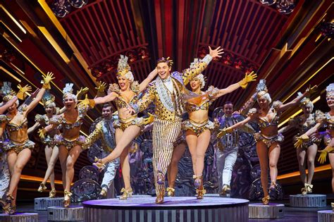 42nd street, is the song and dance, american dream fable of broadway, featuring the iconic songs 42n. REVIEW: 42nd Street at the Theatre Royal, Drury Lane ...