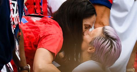 Regardless of her marital status, we are rooting for her. Megan Rapinoe Celebrates World Cup Victory with a Kiss ...