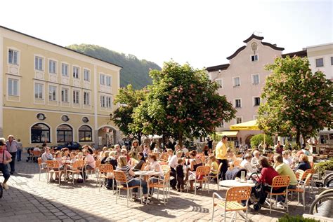 Find a place to rent in your area. 24 Stunden in Hallein | Historische altstadt, Altstadt ...