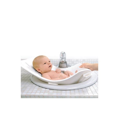Best baby bathtubs most adorable baby bathtub : Puj Soft Infant Bath Tub - White | Baby bath tub, Baby ...