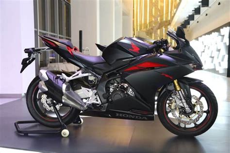Hati hati yang doyan modif plat nomor tnkb tilang menghantui. Foto Honda CBR250RR Untuk Balap Asia Road Race 2017 ...