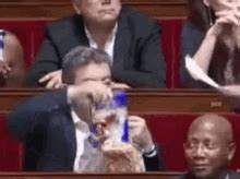 Share your media as gif or mp4 and have it link back to you! Melenchon GIFs | Tenor