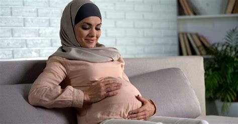 Oleh karenanya, ada beberapa hal yang perlu bumil lakukan saat hamil 8 bulan atau setelah memasuki trimester ketiga ini. Good News! Ini 13 Perkara Tentang Kehamilan Yang Ramai Tak ...