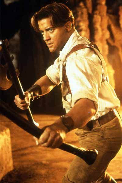 Brendan fraser can be seen using the following weapons in the following films. 43b2b14d4d2ab6677e7d68c78c6c960e.jpg (400×600) | Brendan fraser, Brendan fraser the mummy, Mummy ...