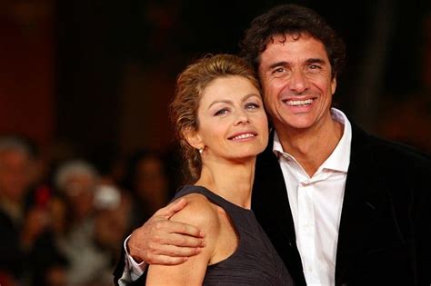 Oltre all'amicizia con ornella vanoni, oggi gino paoli è rimasto amo i suoi figli, sono amica della moglie. Amanda Sandrelli si separa da Blas Roca Rey - Lettera43