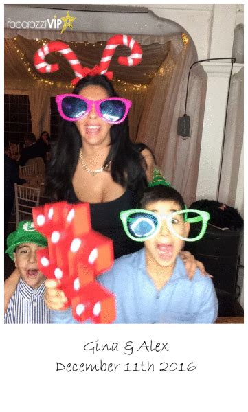 Selfie Photo Booth Hire London - Paparazzi VIP