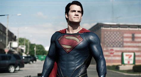 Trama e cast superman giunge sulla terra dal pianeta krypton ancora neonato. L'uomo d'acciaio 2: il regista di Kick-Ass per il sequel di Superman?- Film.it