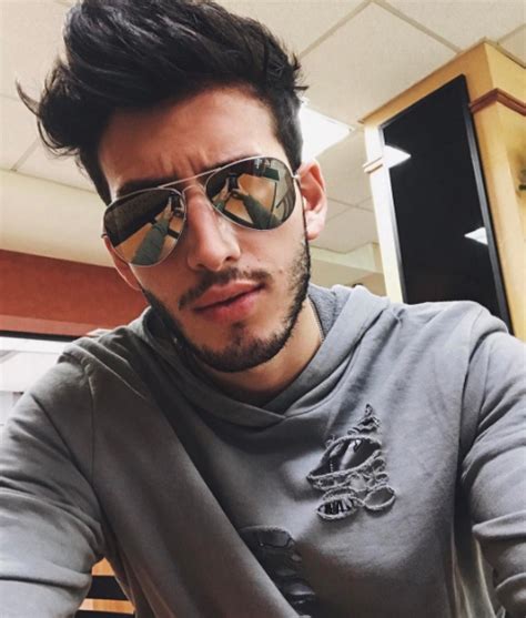 Celebridades guapas celebridades adolescentes chicos guapos famosos vengadores marvel héroes marvel personajes de marvel fotos spiderman. 10 Famosos latinos que a todas nos alborotan la hormona