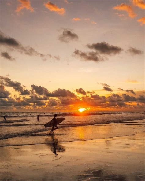 Disebut dengan pantai cipta semalam, sebab proses terbentuknya tanah timbul yang begitu cepat. Pantai Echo: Harga Tiket Masuk, Rute, Fasilitas & Spot Menarik